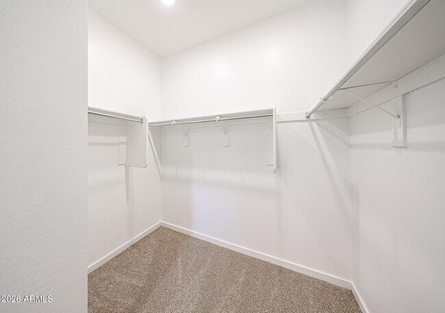 Building Photo - 14220 W Willow Ave