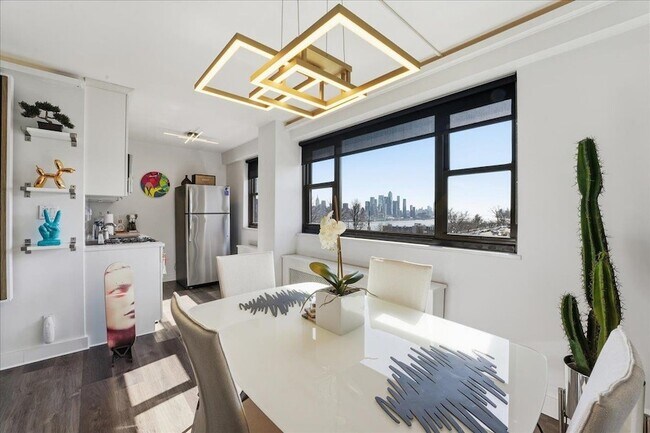 Building Photo - 6515 JFK Blvd E