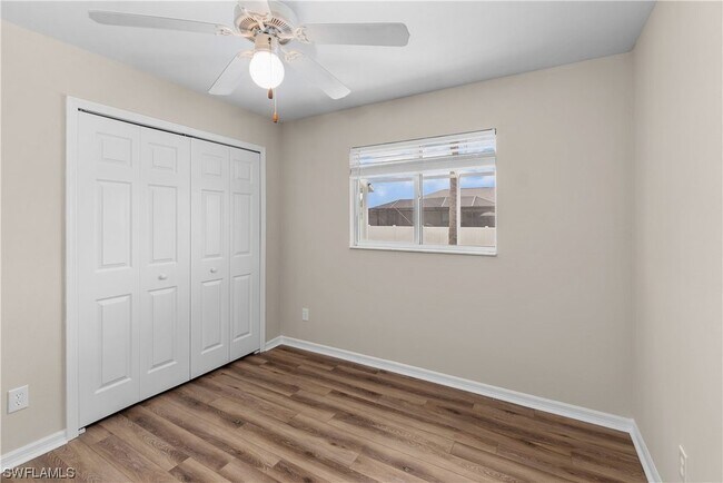 Building Photo - 2721 SW 12th Ave