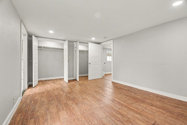 Building Photo - Affordable spacious 3bed/1bath unit!