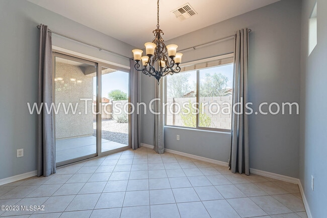 Building Photo - 1254 W Versilia Dr
