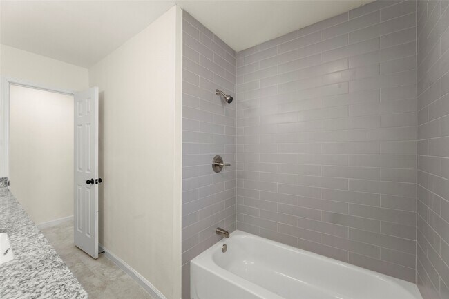 Building Photo - 22019 Kenchester Dr