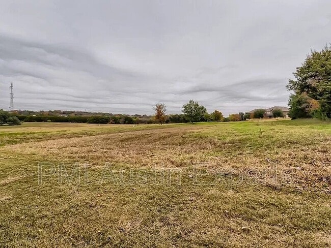 Building Photo - 3101 Davis Ln