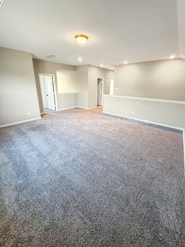 Building Photo - 452 Morning Dew Ln