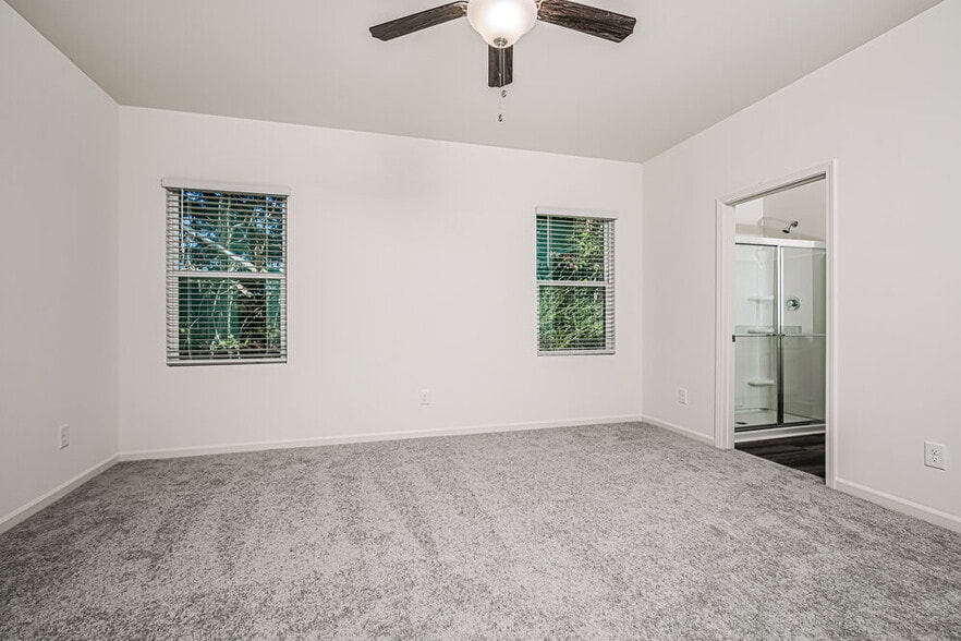 Building Photo - 753 Shepard Rock Dr