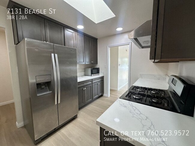 Building Photo - 7131 Beagle St