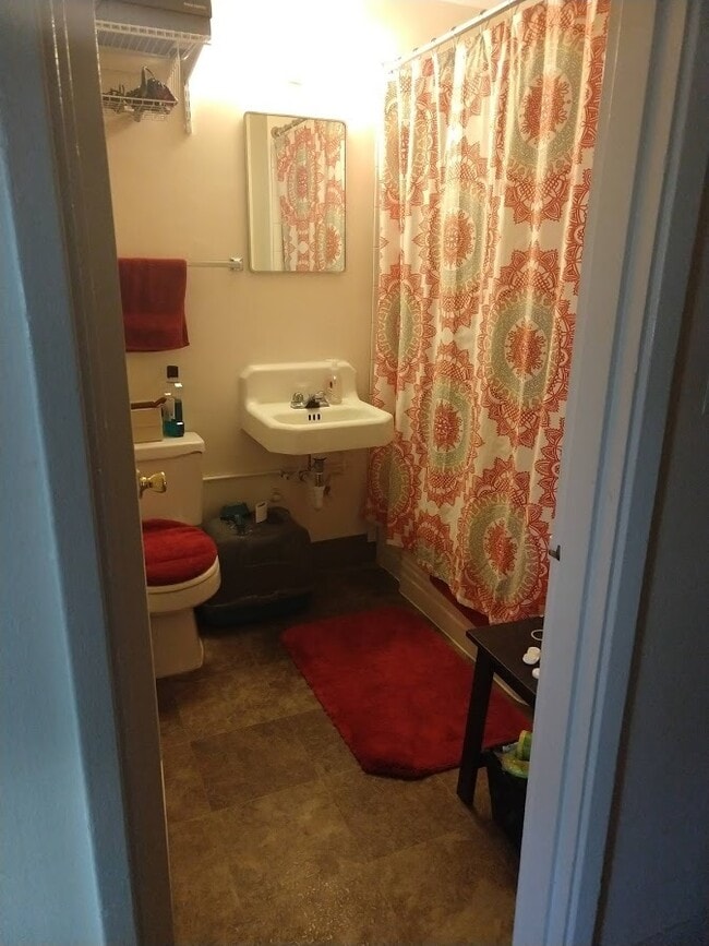 Interior Photo - Norman Apartments