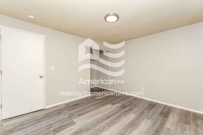 Building Photo - 5335 Flotron Dr