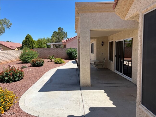 Building Photo - 2516 Sunup Dr