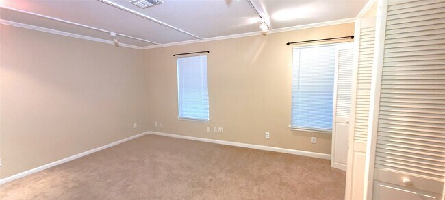 Building Photo - 1115 Autrey St