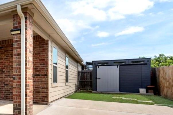 Building Photo - 1123 Garnet St