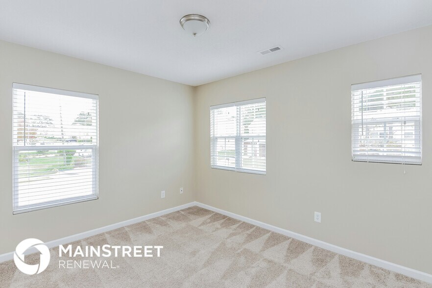 Building Photo - 2423 Quarry Ridge Ln
