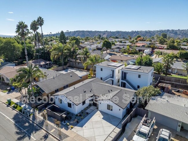 Building Photo - 4506 Moraga Ave