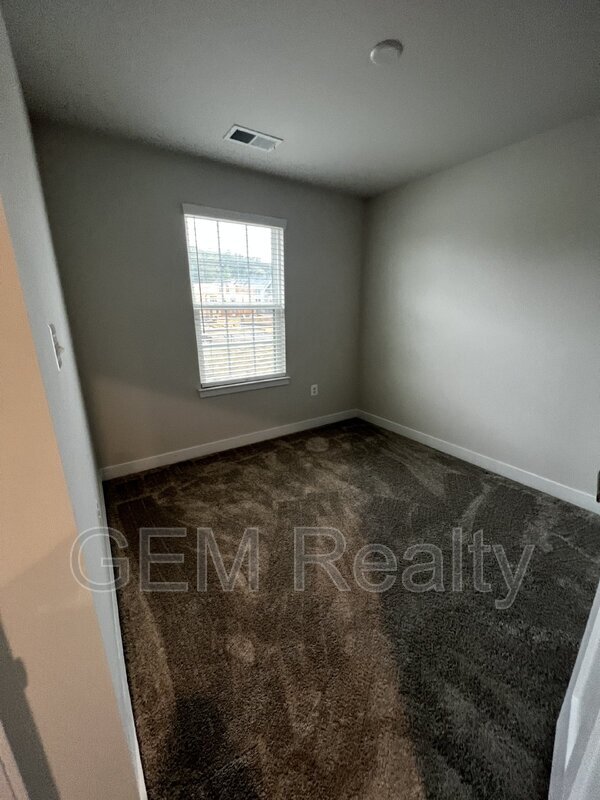 Building Photo - 1101 Rampart Dr