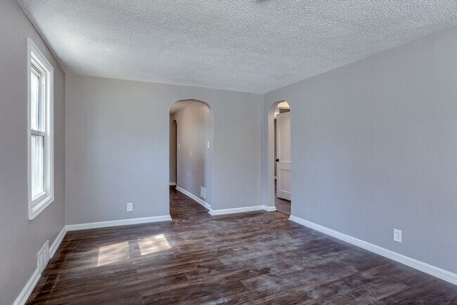 Building Photo - 3224 N 40th St