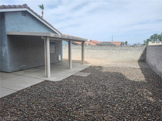 Building Photo - 7329 Lattimore Dr