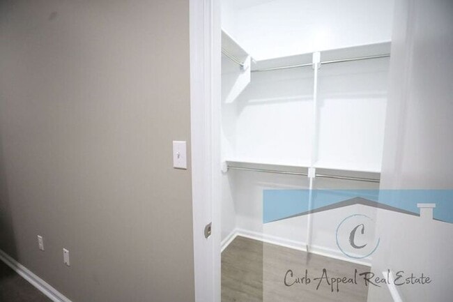 Building Photo - Luxury 2 bed 1 bath apartment - brand new construction!! Washer, dryer and utilities included!!