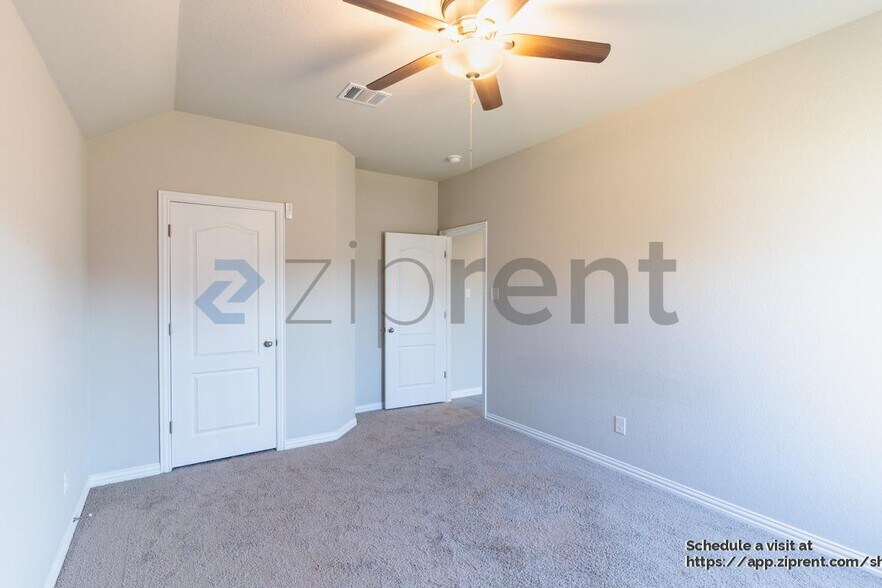 Building Photo - 20020 Rhiannon Ln