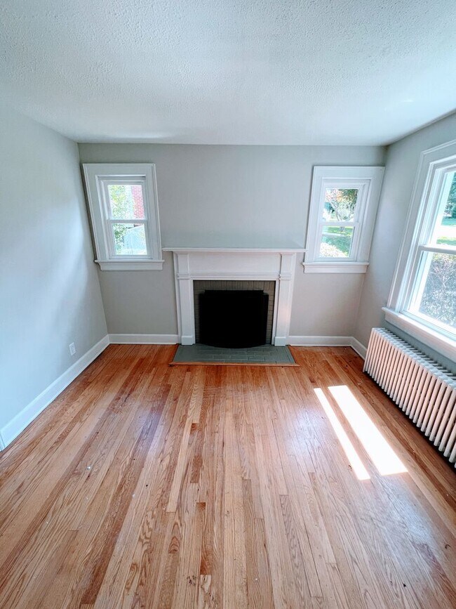 Building Photo - 3 Bedroom Home in Lynchburg