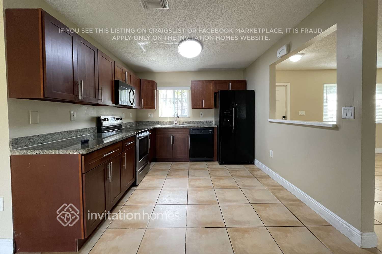 Building Photo - 18118 SW 154 Ct