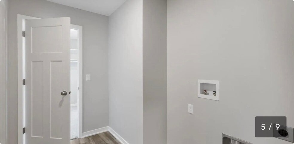 Building Photo - 7923 N 93rd St