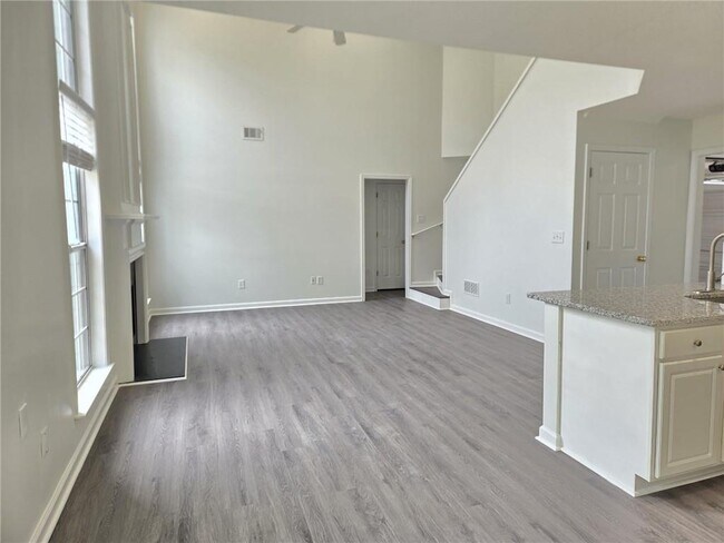 Building Photo - 4010 Ridgefair Dr