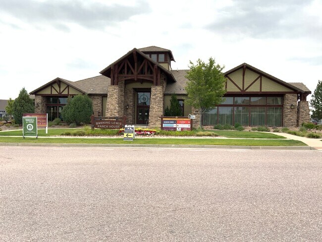 Building Photo - 4 Bedroom Home Available Near Marksheffel ...