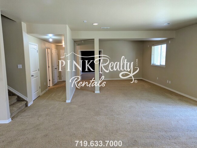 Building Photo - 7695 Wrangler Ridge Dr