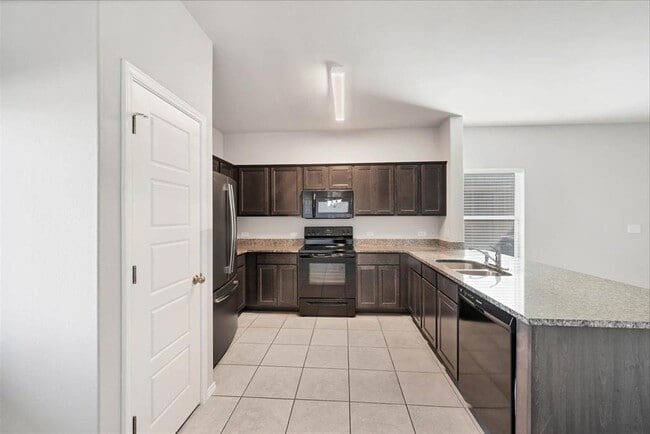 Building Photo - 1202 Garland Rd