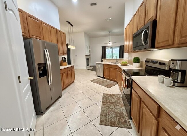 Building Photo - 614 Loire Ct