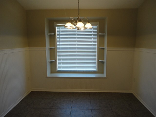 Building Photo - 4015 Warwick Hills Dr