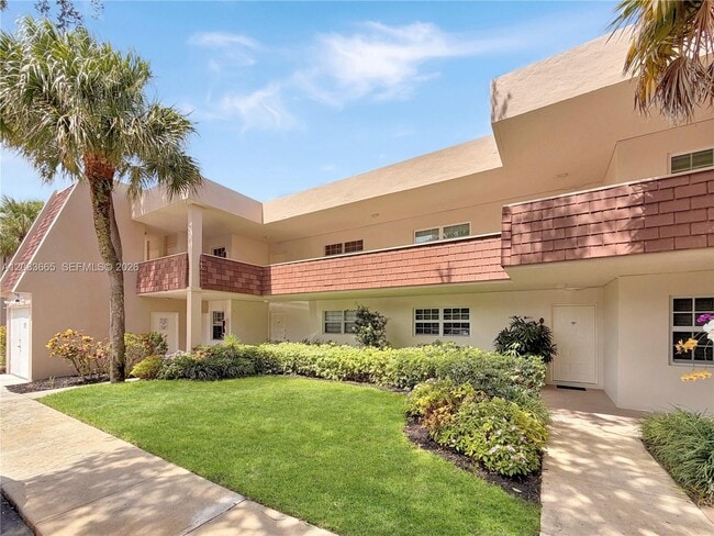 Building Photo - 3641 Oaks Clubhouse Dr