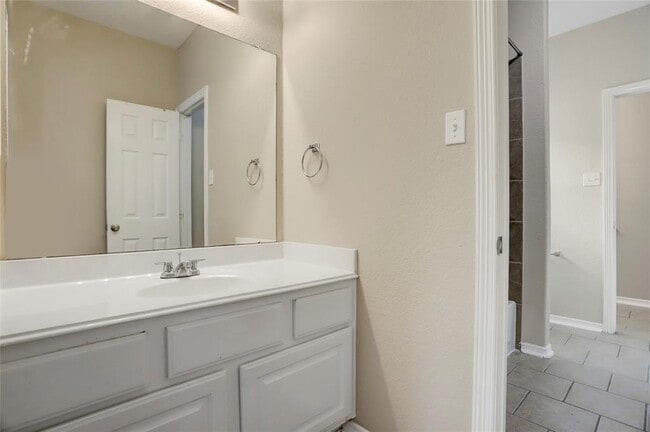 Building Photo - 514 Little River Ct