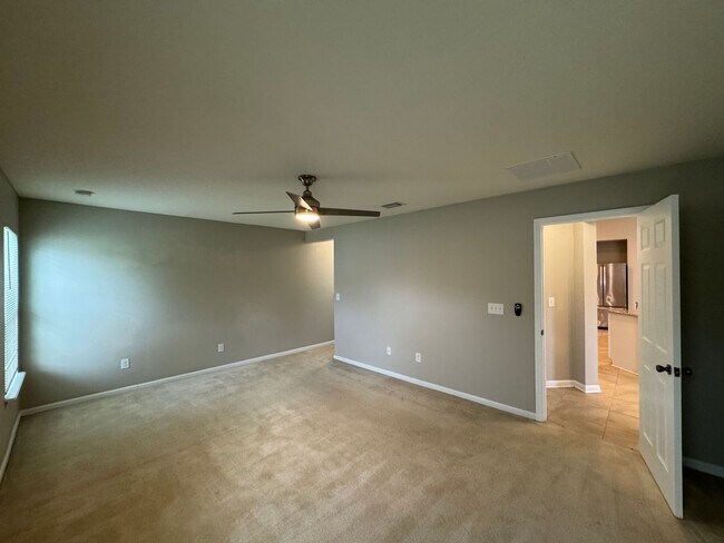 Building Photo - Available NOW!!Your Dream Home Awaits: Luxurious 3-Bedroom Oasis, Just Minutes from Daytona Beach!