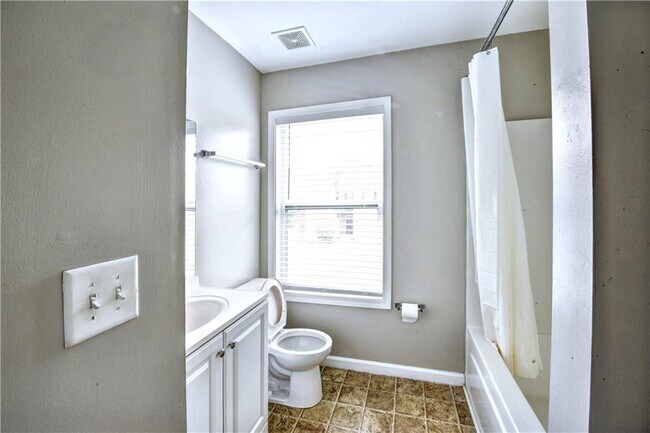 Building Photo - 1454 Persimmon Trce