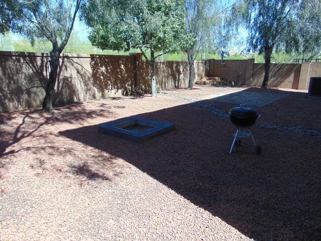 Building Photo - Rancho Sahuarita 4 bedroom 3 bath 2 story Home