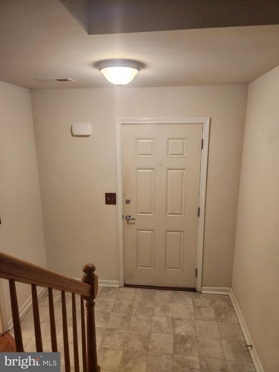 Building Photo - 1234 Oakwood Dr