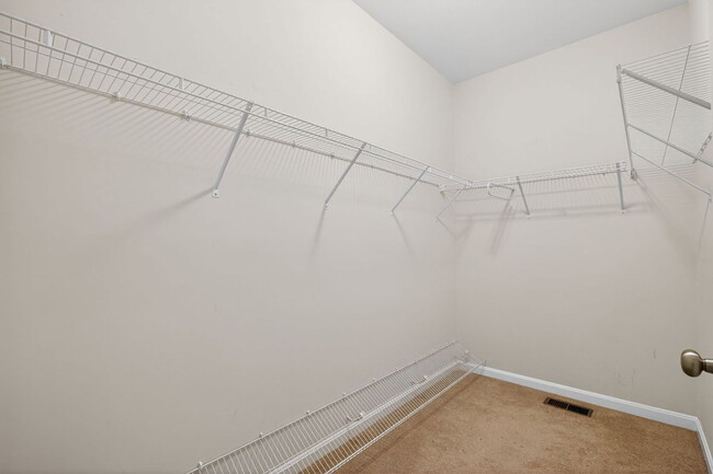 Building Photo - 3256 Truffle Glen Pl