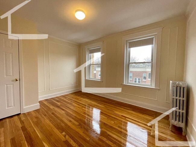 Building Photo - No Brokers Fee, No Security Deposit, Heat, Hot Water Included, Laundry on a Site