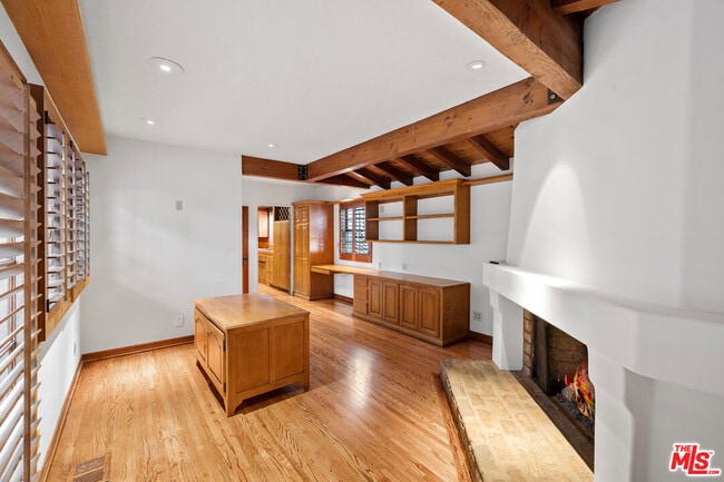 Building Photo - 200 S Anita Ave