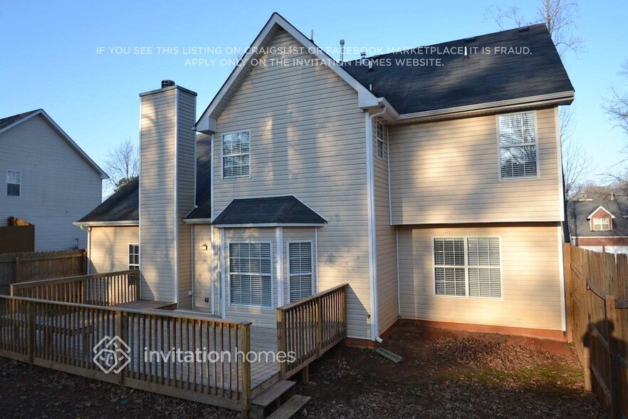 Building Photo - 624 Granite Trce