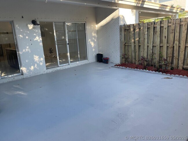 Building Photo - 7324 SW 162nd Ct