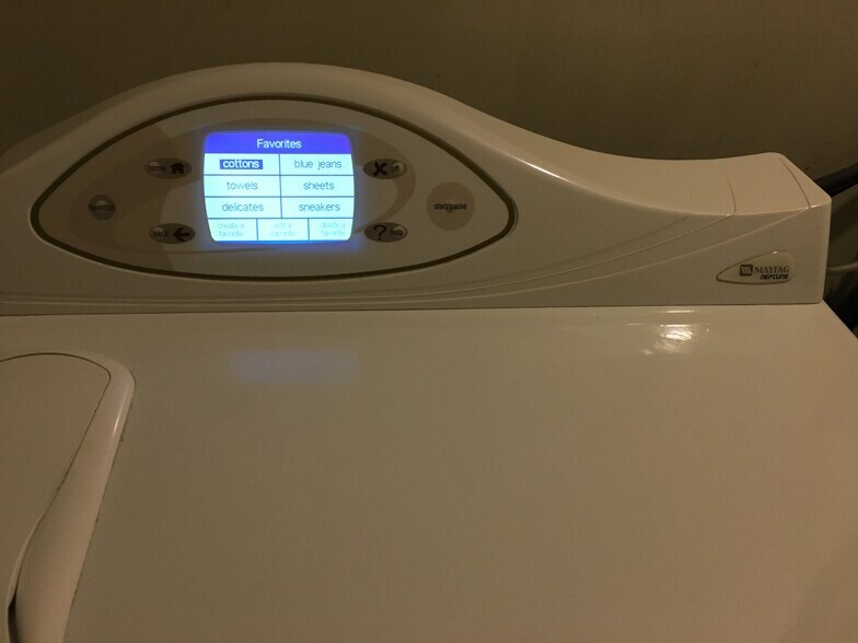 Maytag Dryer Full Size - 9541 James St