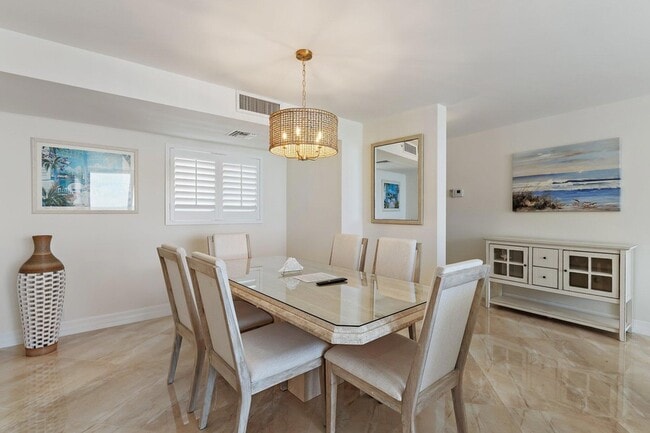 Building Photo - 400 Ocean Trail Way