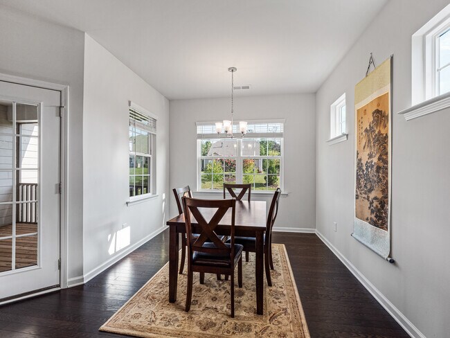 Building Photo - 15429 Topanga Dr