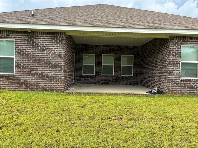 Building Photo - 10551 Sand Dune Ave