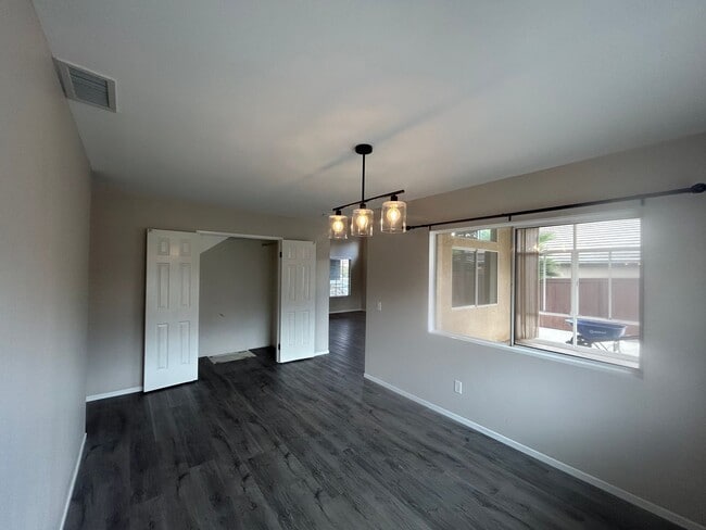 Building Photo - Remodeled Home for Rent in Corona – Sunroo...