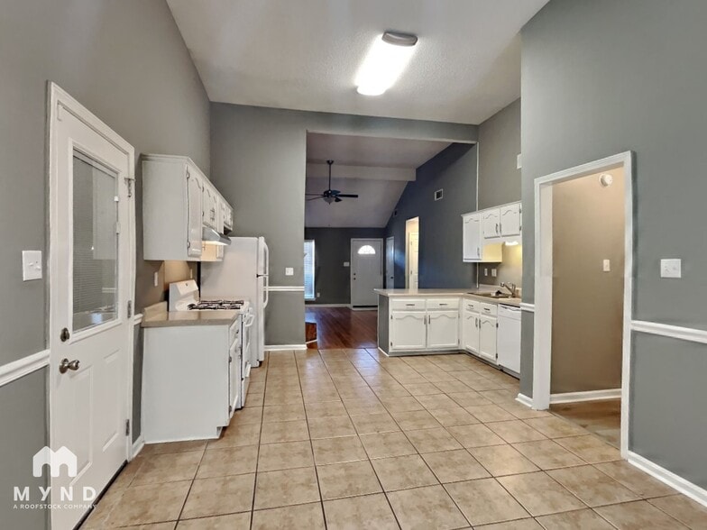 Building Photo - 1234 Grange Way Dr