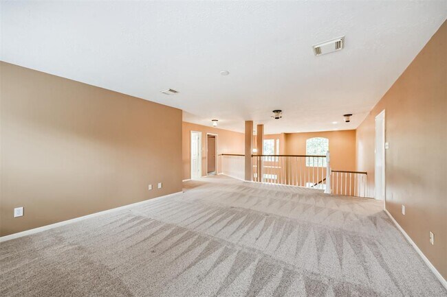 Building Photo - 2427 Shelby Park Dr