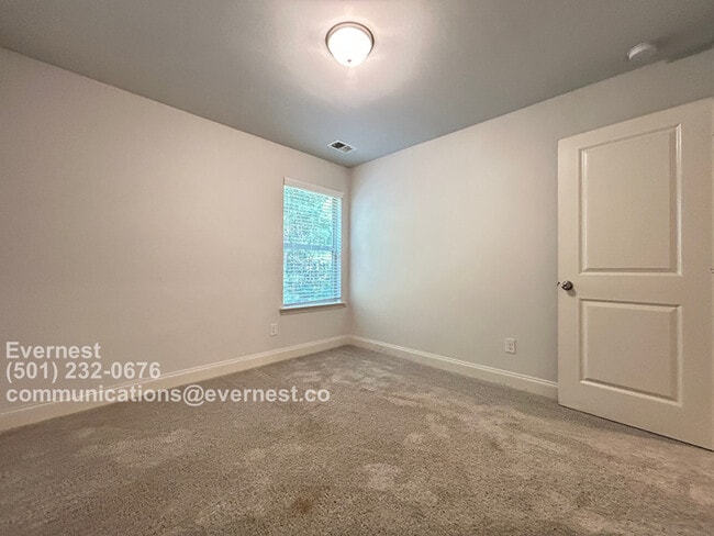 Building Photo - 225 Hydrangea Ct
